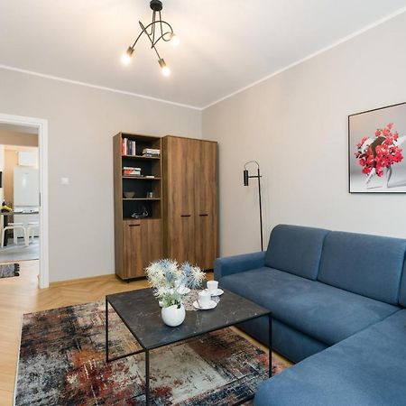 Kosinskiego Apartment Poznan By Noclegi Renters Ngoại thất bức ảnh