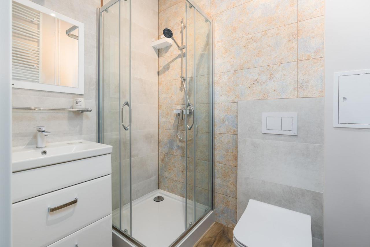 Kosinskiego Apartment Poznan By Noclegi Renters Ngoại thất bức ảnh